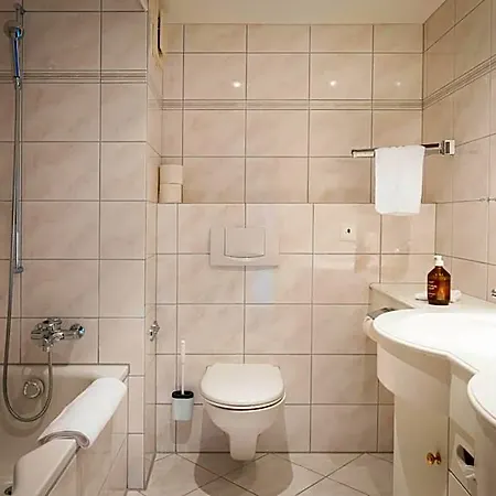 Vegan Health Sonnenberg Hotel 4*